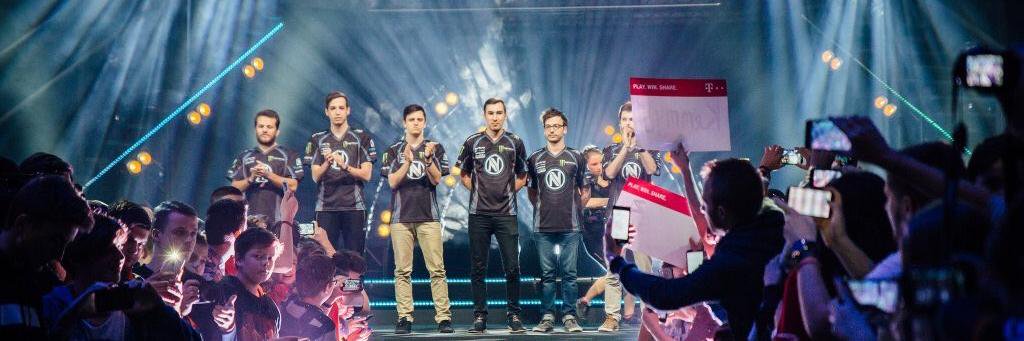 Maxoww_Fly's profile banner image