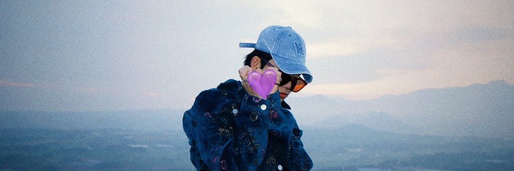 mudkaew's profile banner image