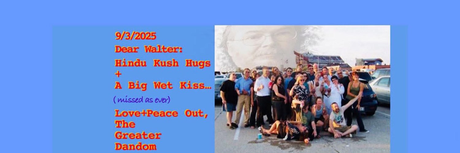 Dandom.com (by & for Steely Dan Fans) banner