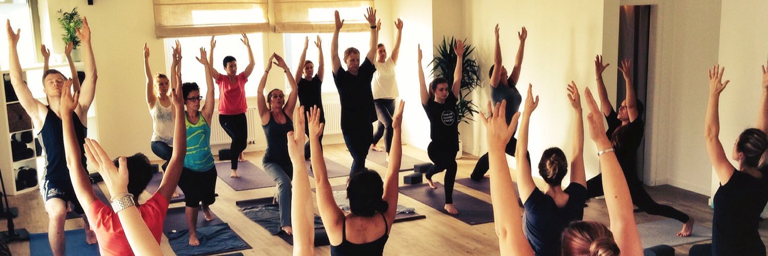 yogapili's profile banner image