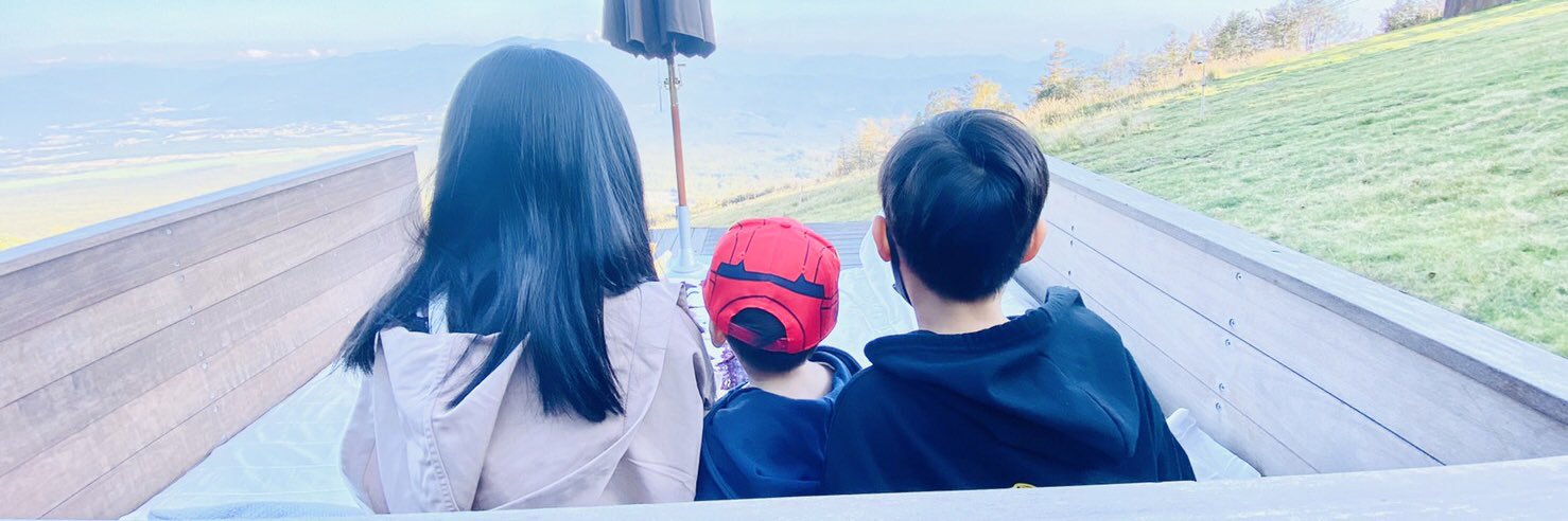 satadayo's profile banner image