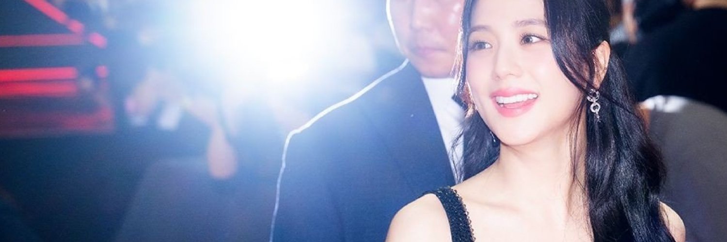 baebaesooyaaa's profile banner image
