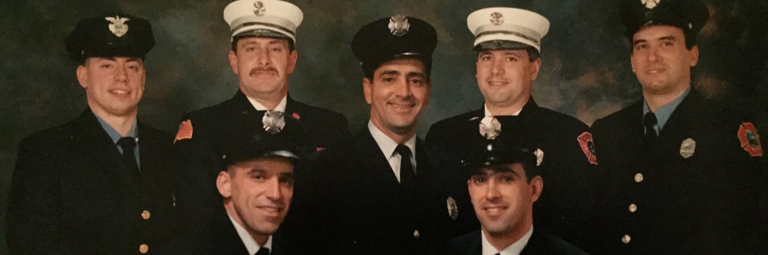 Michael Gomes banner