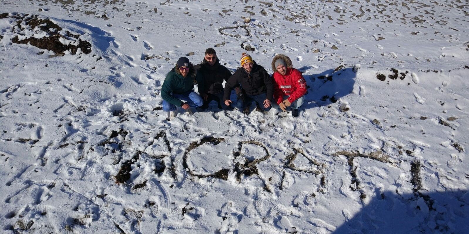 acrat3's profile banner image