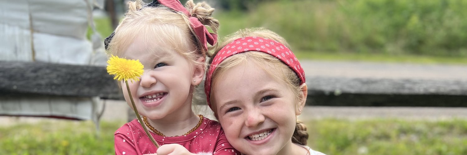 lindssruth's profile banner image