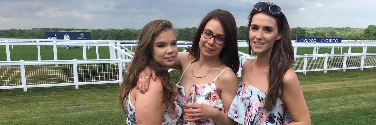 Rhiannon108's profile banner image