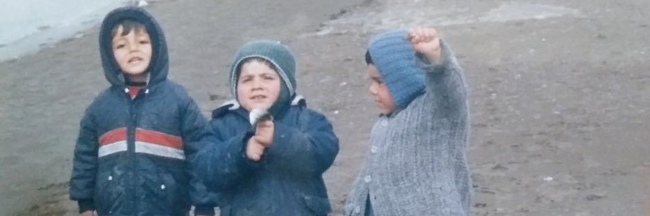 Aka Lefthanded banner