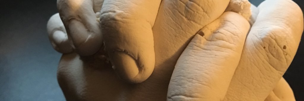 valleynowords's profile banner image