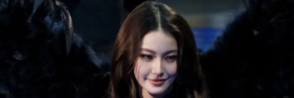 danisstafftutu's profile banner image