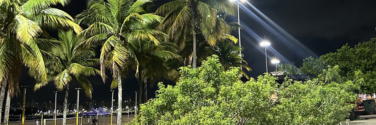 Y__sant's profile banner image