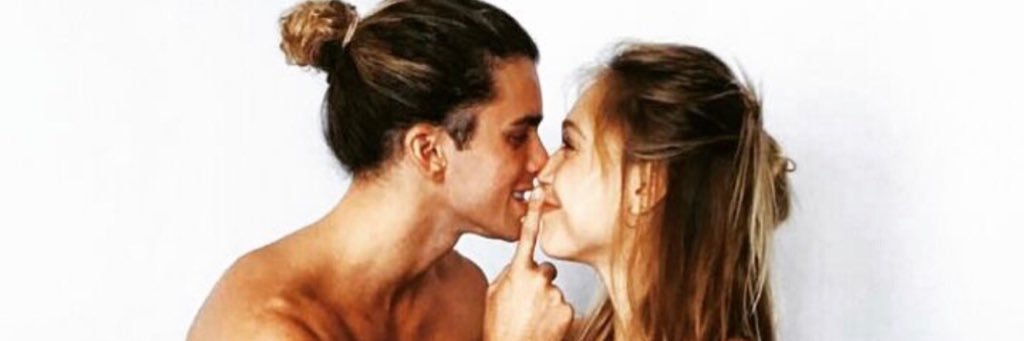 AreuHello's profile banner image