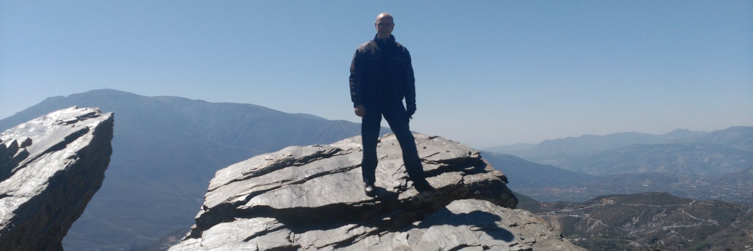 Custolin62's profile banner image