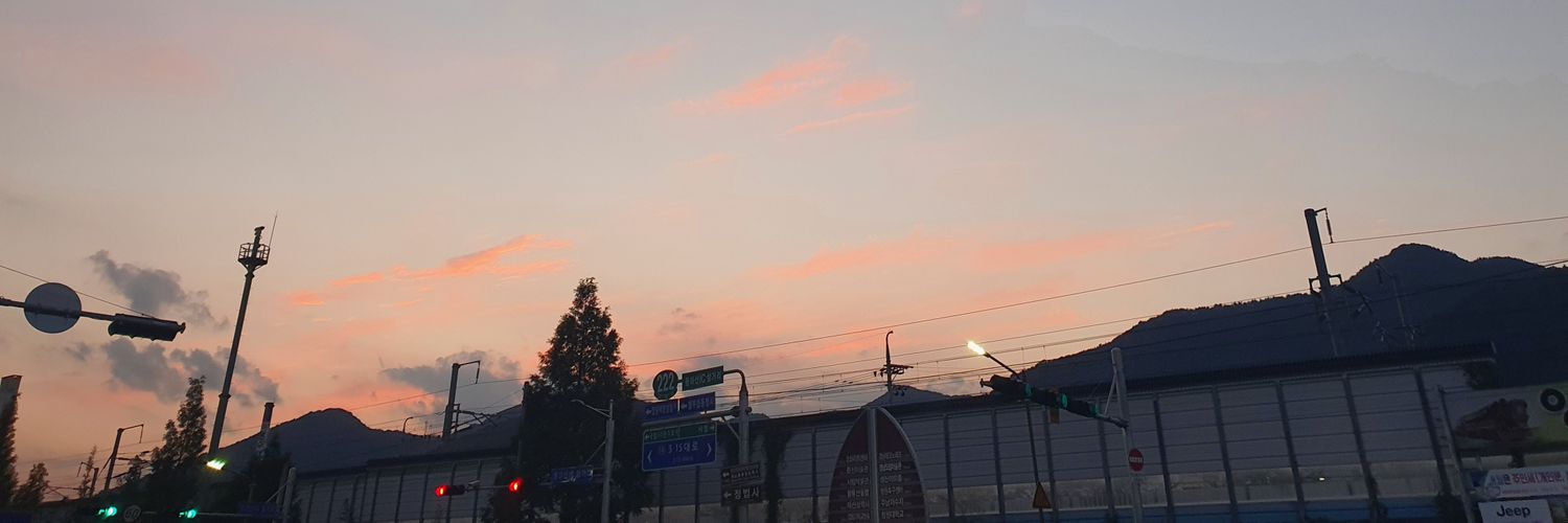 kid0017's profile banner image
