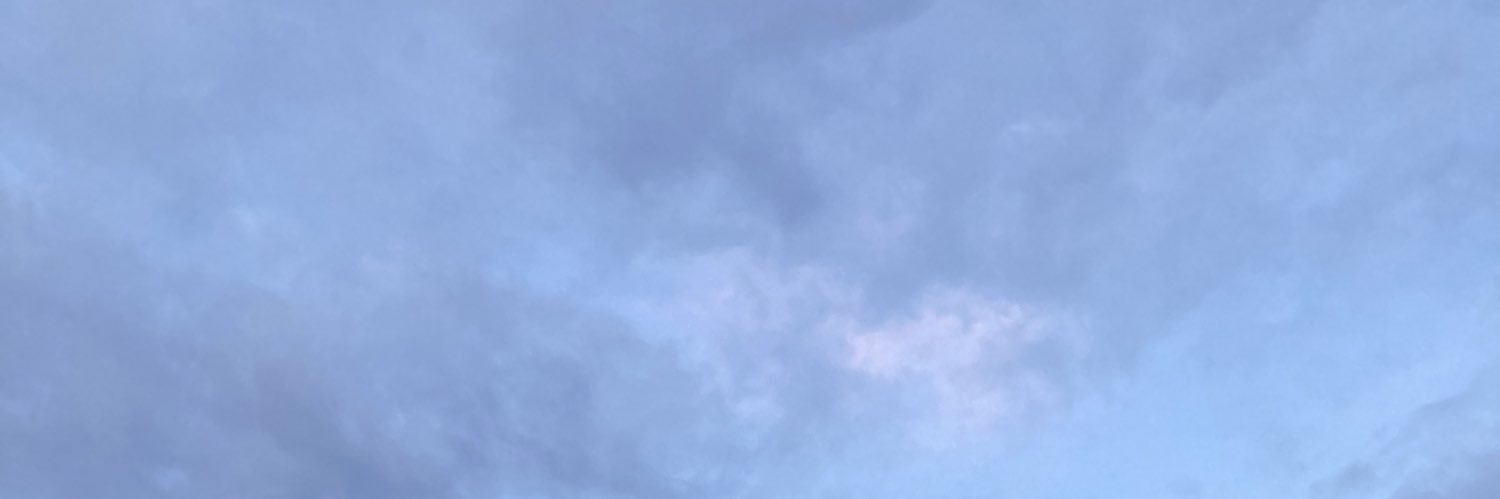 yu____K01's profile banner image