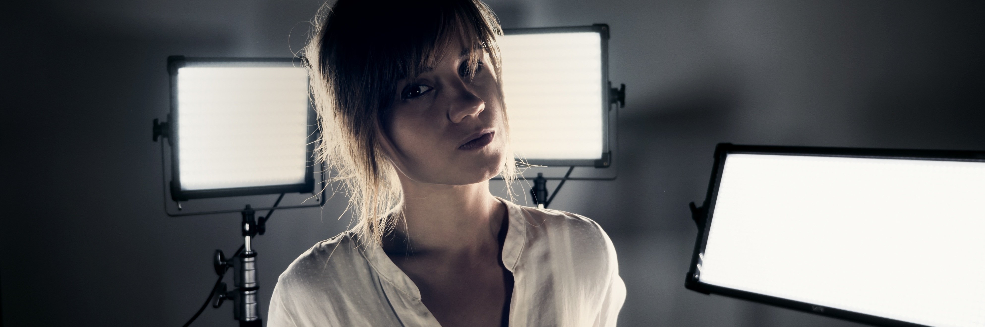 fvlight's profile banner image