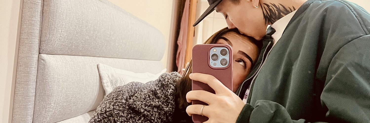 Demeri_'s profile banner image