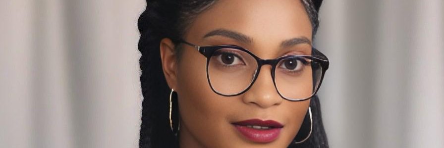 beautifulmona12's profile banner image