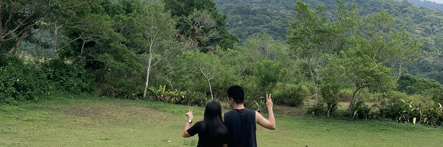 janineeezeth's profile banner image
