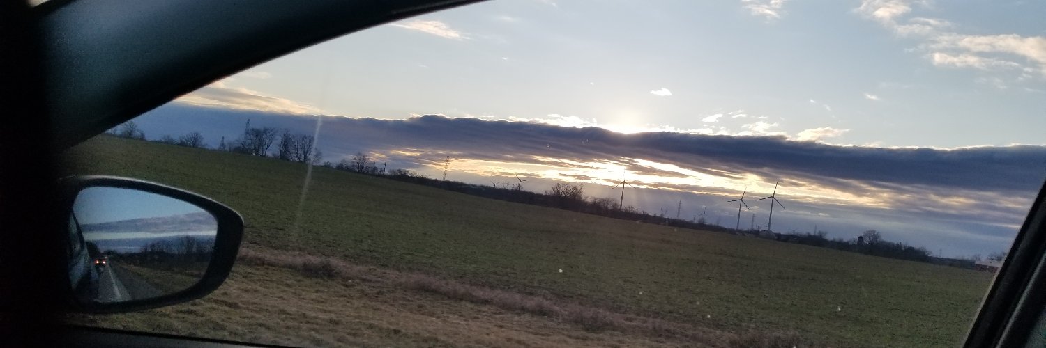 mama_deeks's profile banner image