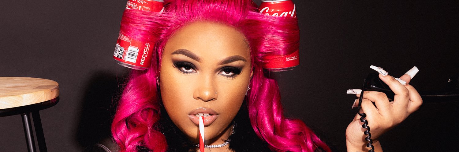 Desireemonae_'s profile banner image