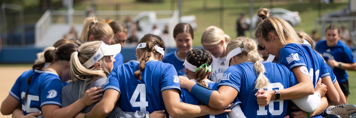 Drake Softball banner