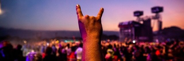 moneist's profile banner image