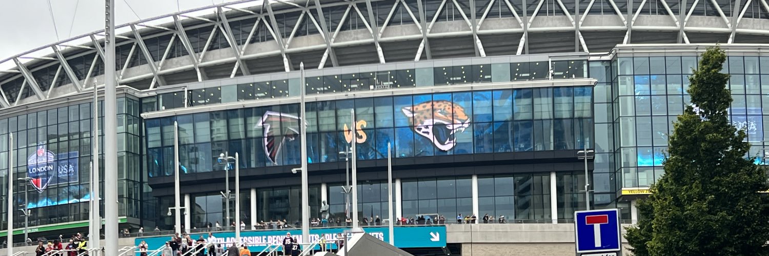 mrseezs's profile banner image