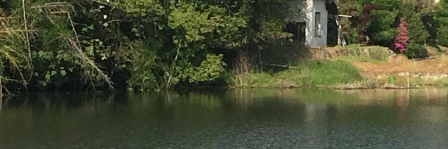 あずま@グッズ兼日常垢 banner