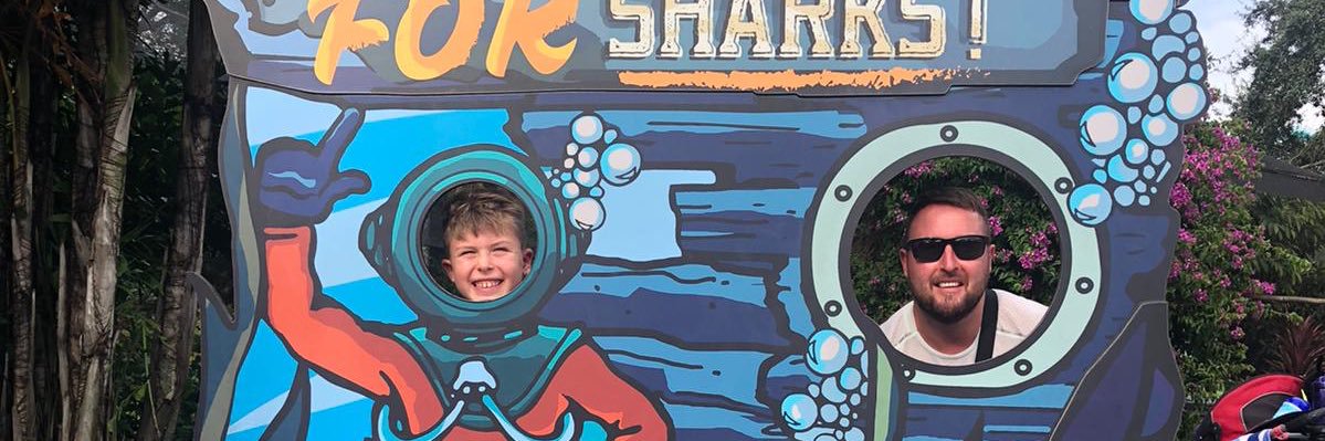 Robert Sneddon banner