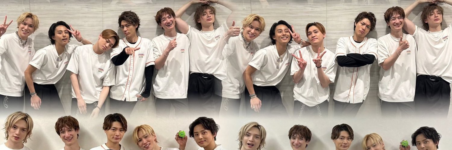 FjgyMzh's profile banner image