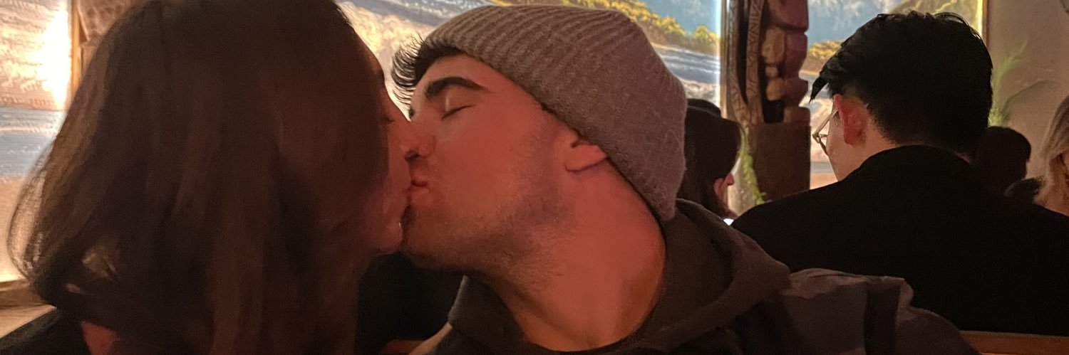 BeasonCharlee's profile banner image
