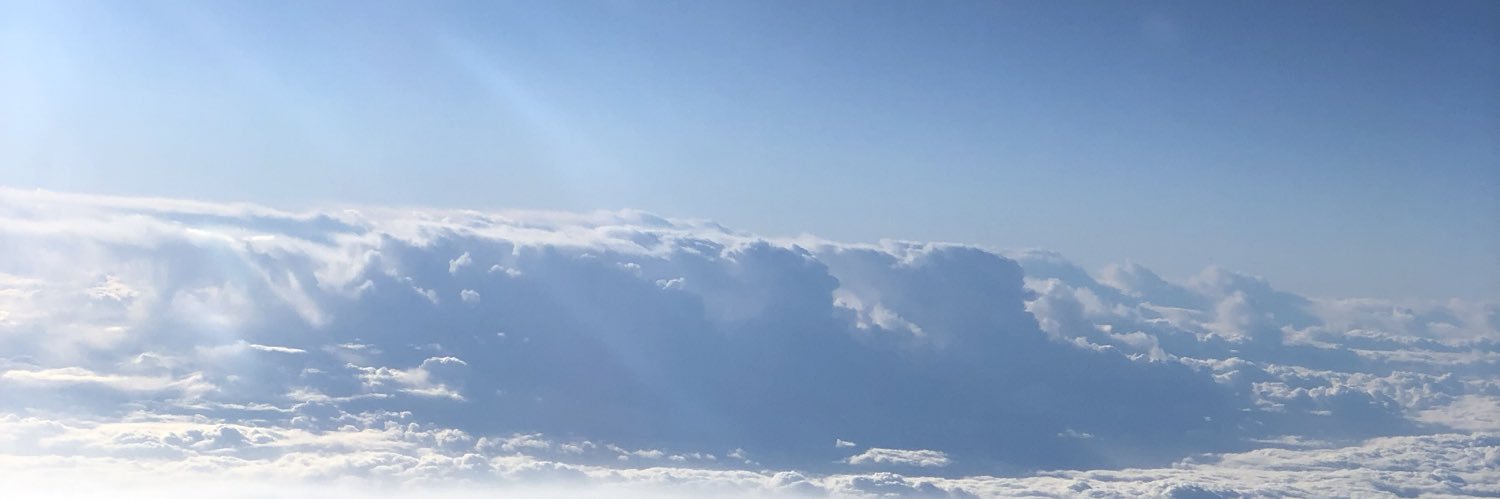 avorrias's profile banner image