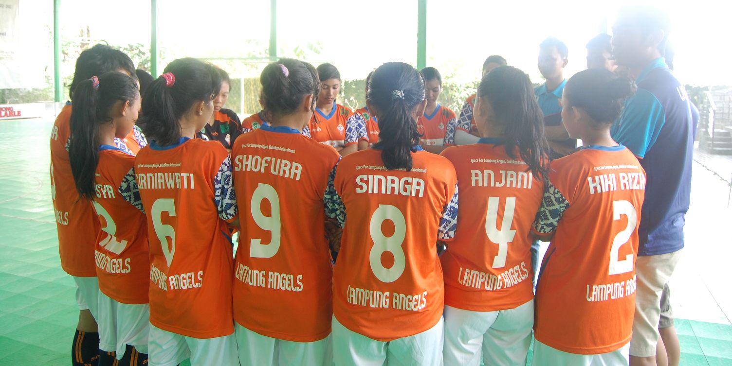 sinaga_lastri8's profile banner image
