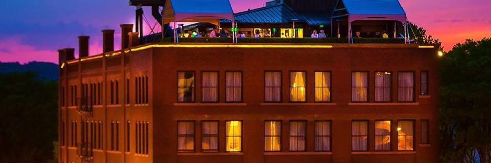 TheCharmantLC's profile banner image