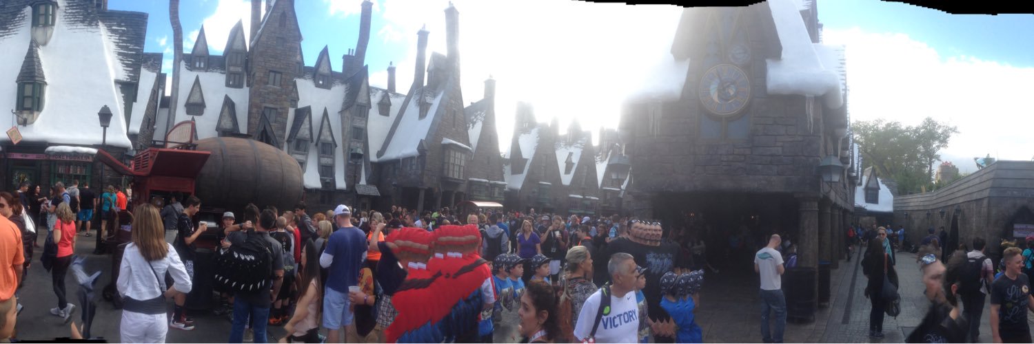 Martin Etchevers banner