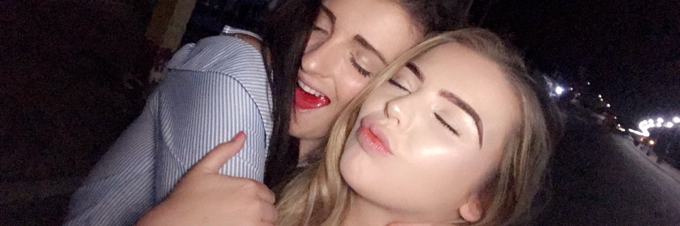 _laur4n's profile banner image