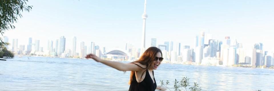 danielaresen22's profile banner image
