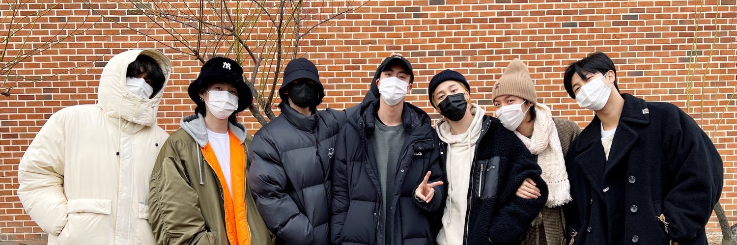 om_aem's profile banner image
