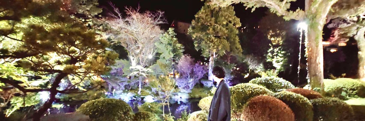 naushism's profile banner image
