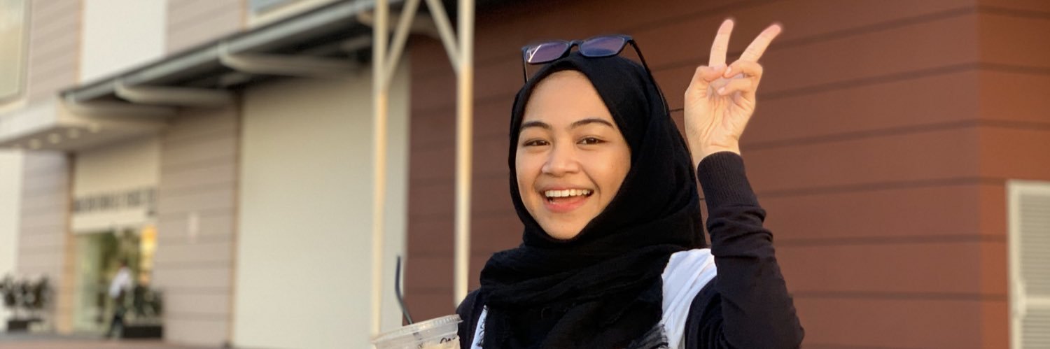sarajoharry's profile banner image