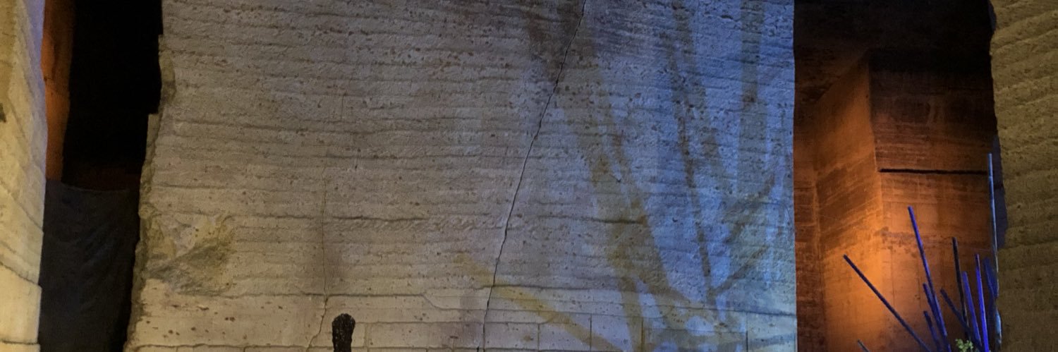 ur17sl1's profile banner image