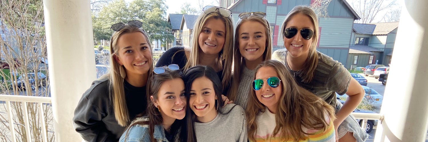 delaneykeneipp's profile banner image