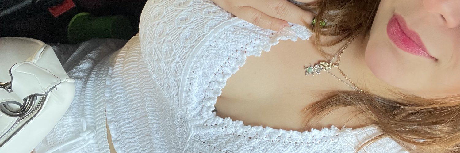 dfeerb_'s profile banner image