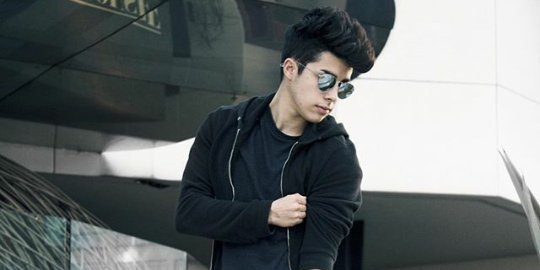 Ale_Parody's profile banner image