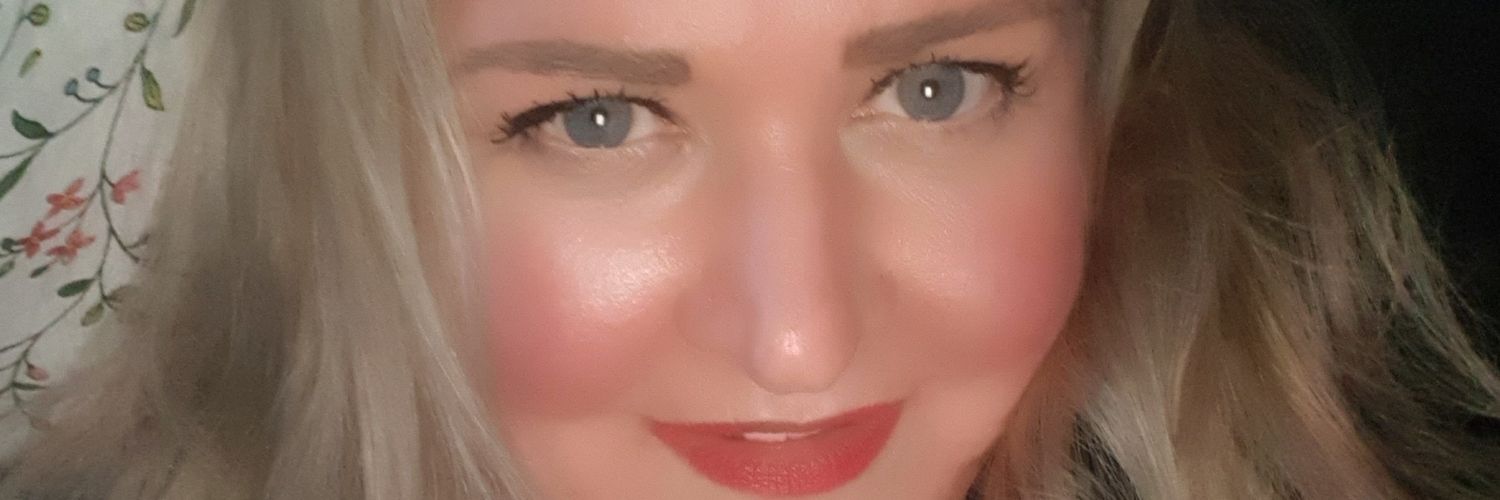 LyndaKyle's profile banner image
