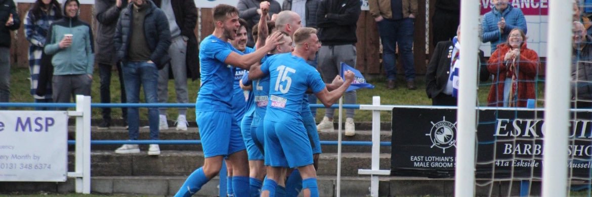 Lloyd Fiddler banner