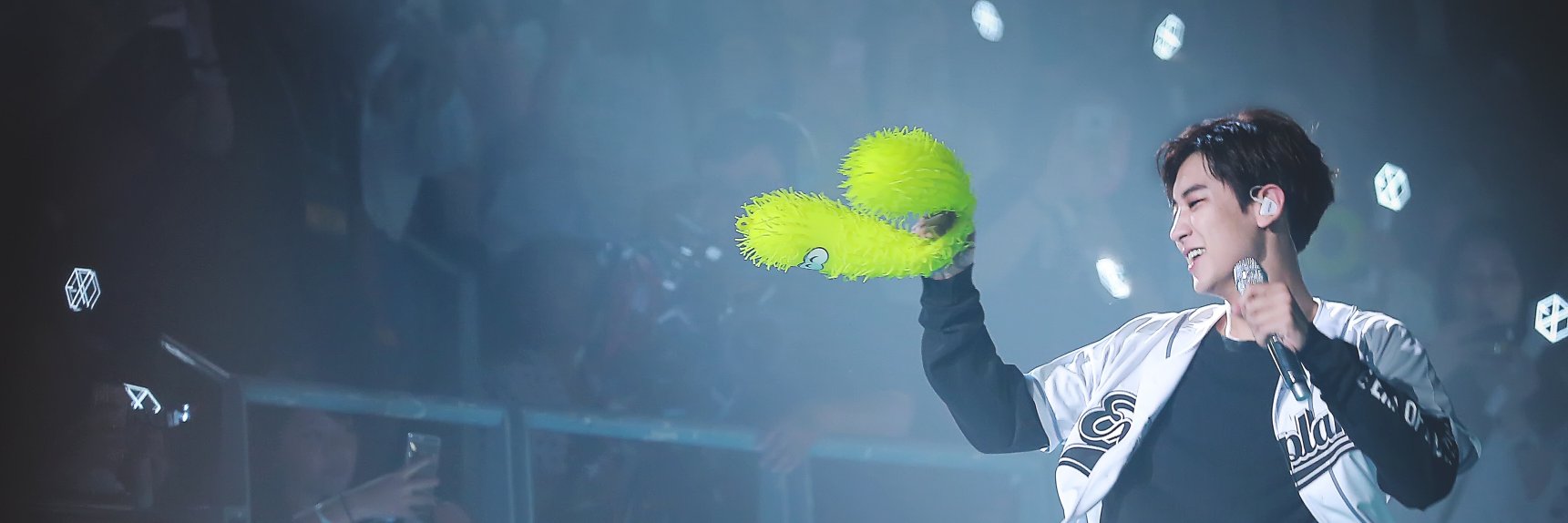 plzhh's profile banner image