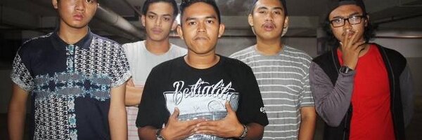 savemyass_ Profile Banner