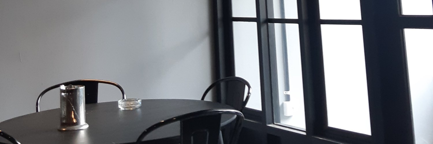 wempongg's profile banner image