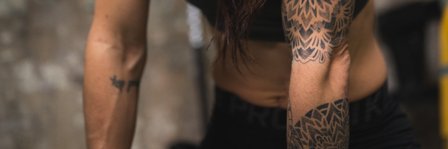 erikawescott's profile banner image